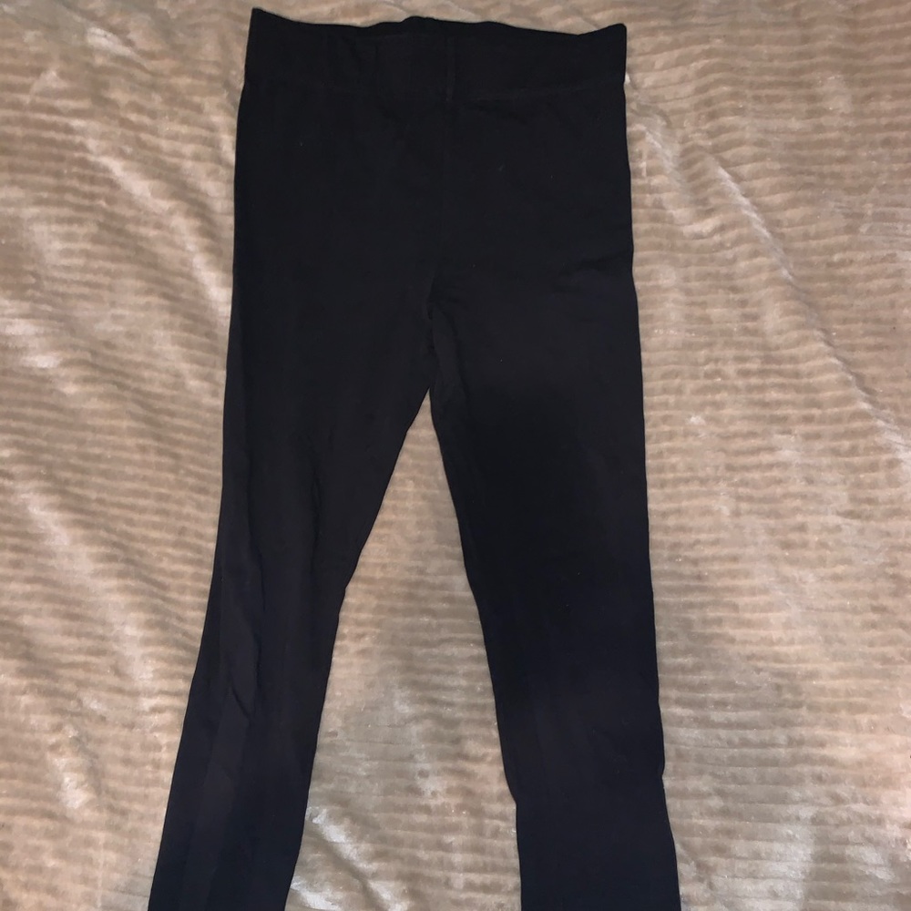 Black leggings